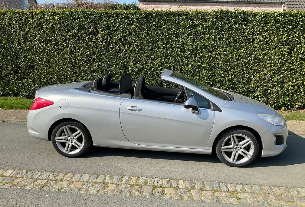 Peugeot 308 CC 1.6i active