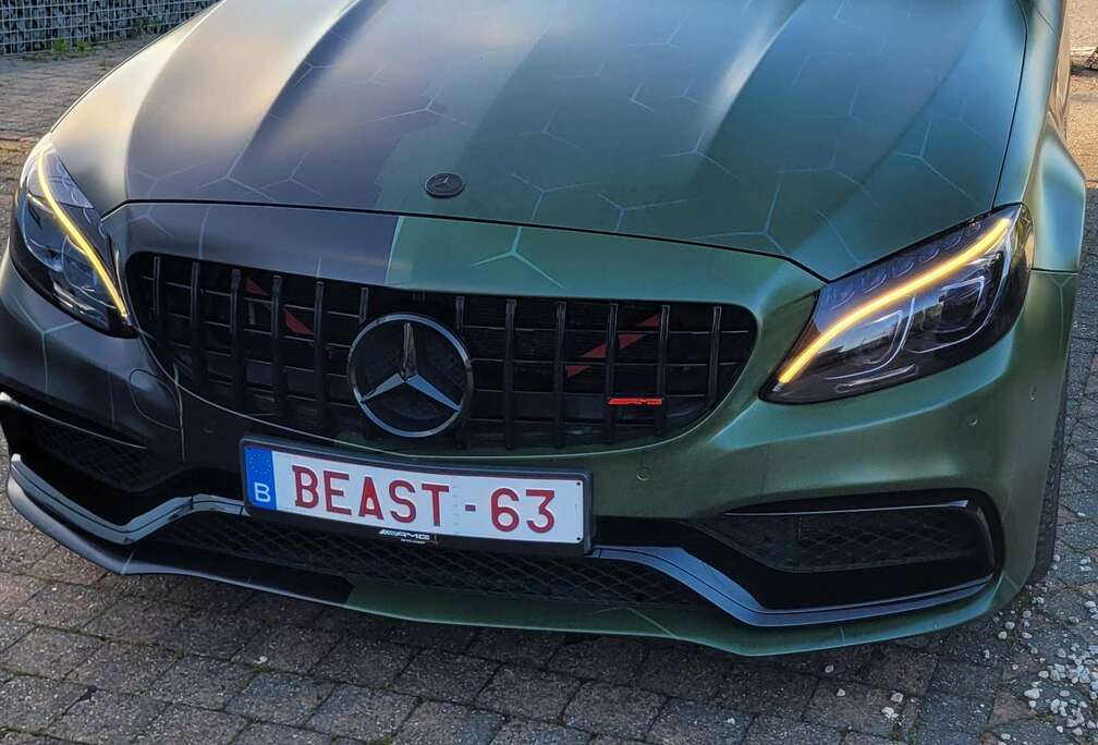 Mercedes-Benz C 63 AMG