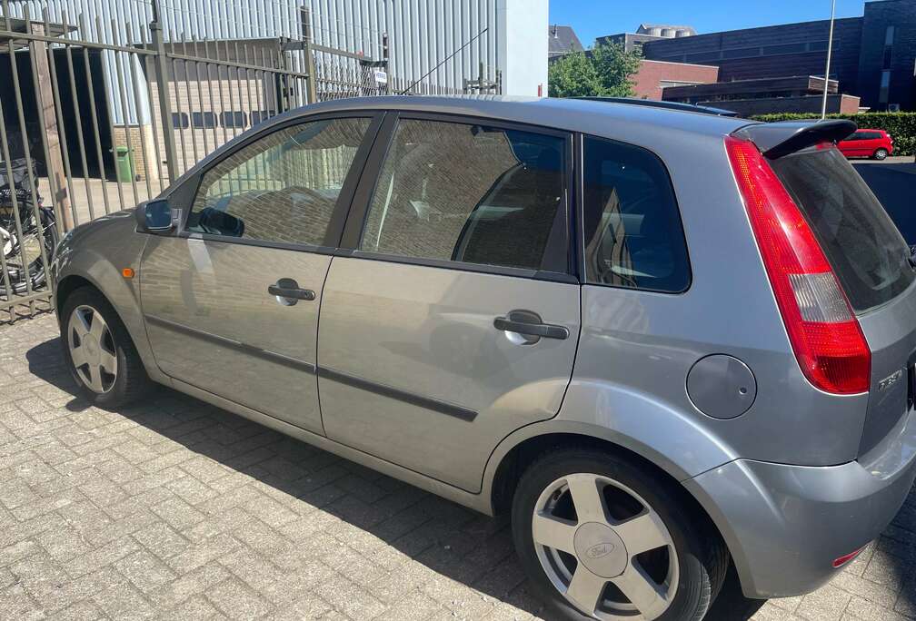 Ford Fiesta 1.4 Turbo TDCi Ambiente