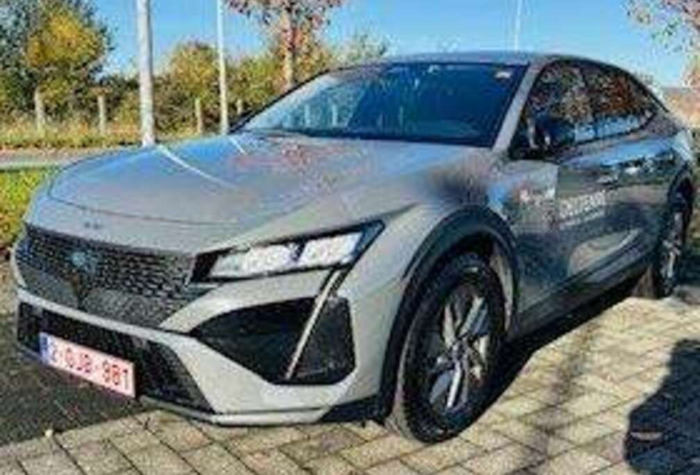 Peugeot 408 1.2 PureTech Allure S