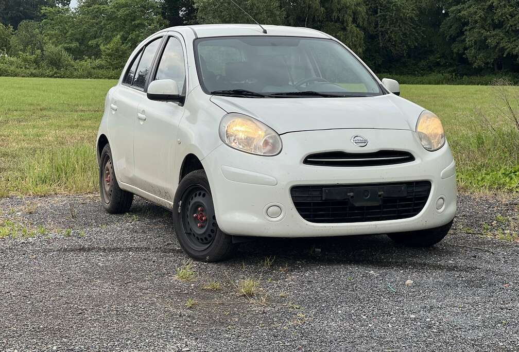 Nissan 1.2i Visia Pack