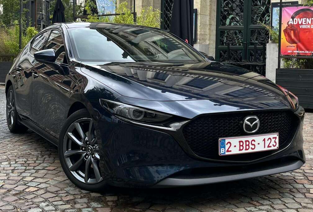 Mazda 3 Sedan 2.0i e-Skyactiv-G Skycruise