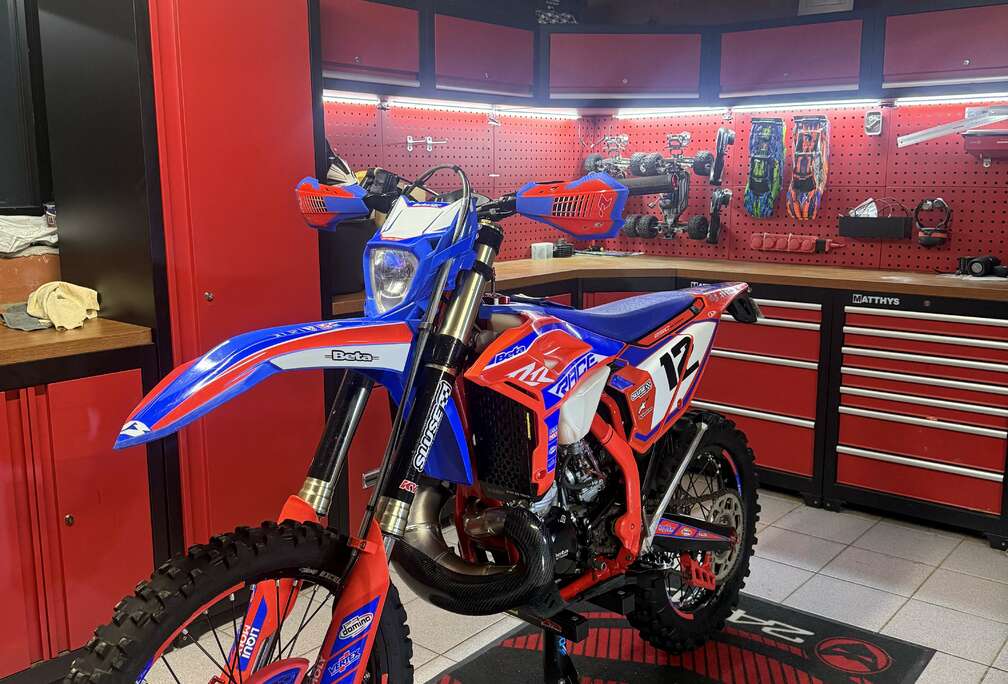 ️ Beta 250 RR 2T – 2025 – 1 400 km – Très bien ent