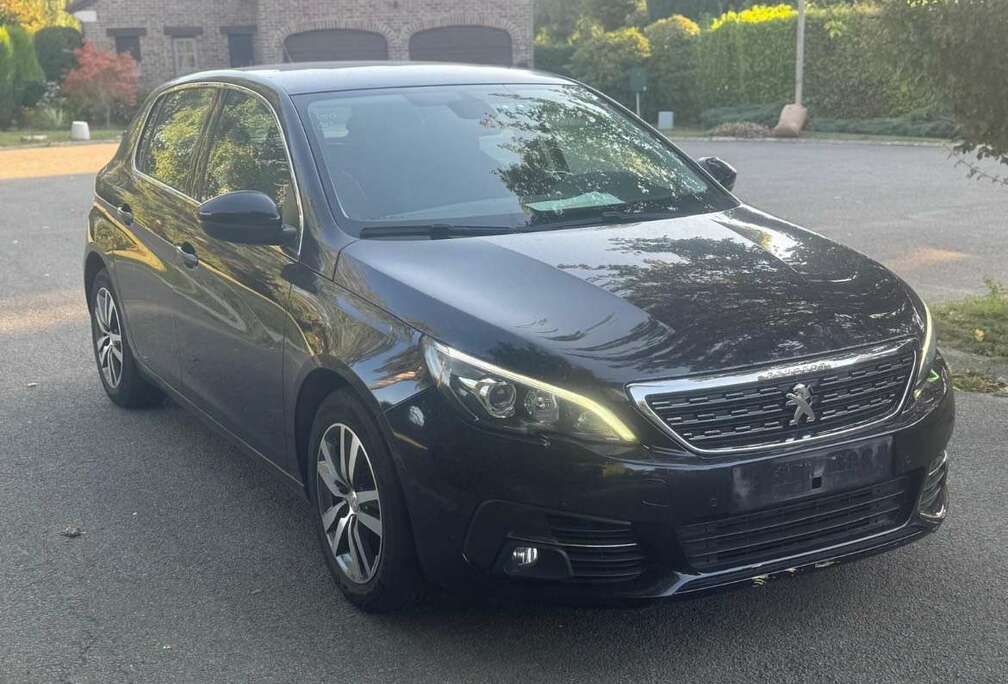 Peugeot SW PureTech 130 GPF EAT8 Stop & Start Active