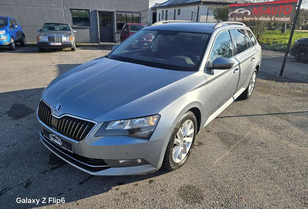 Skoda Superb 1.6TDi Ambition DSG*turbo defect*