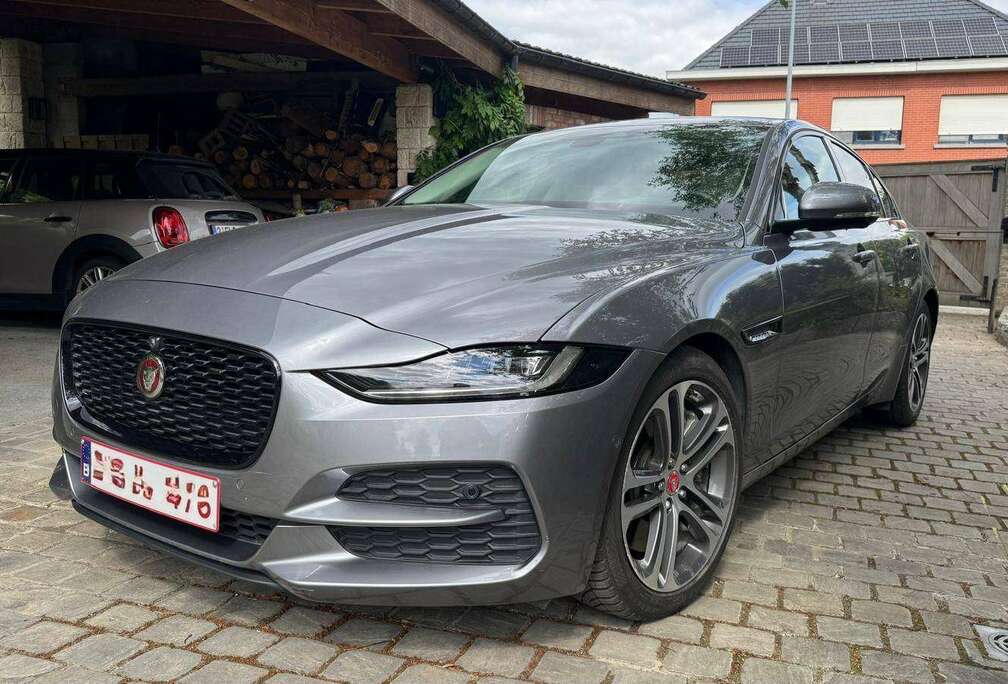 Jaguar XE 2.0 T P250 S