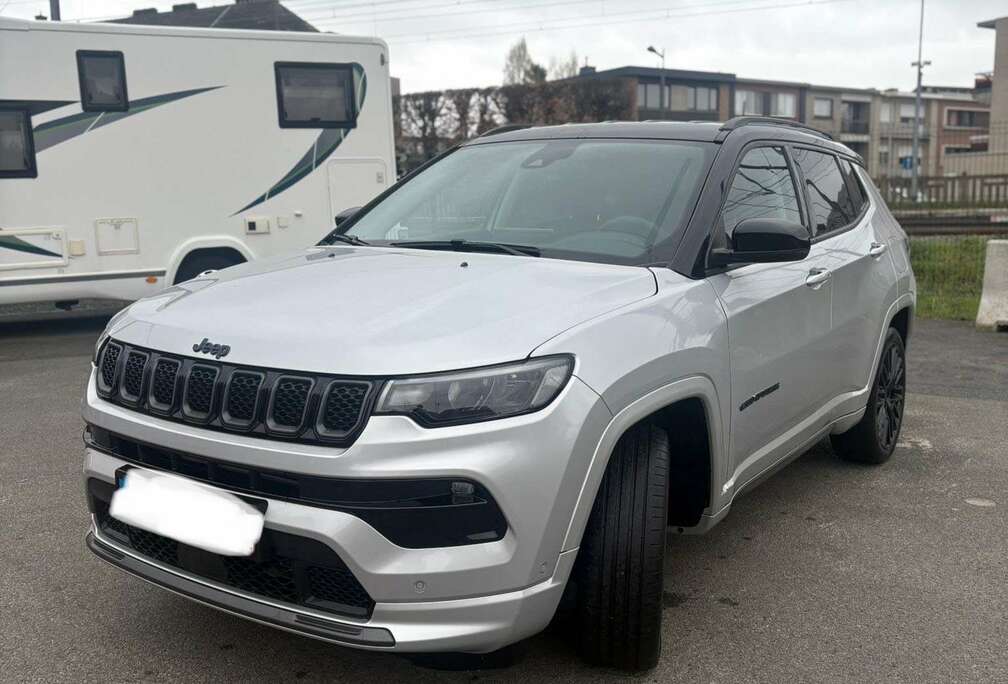 Jeep PHEV 1.3 Turbo eAWD Upland
