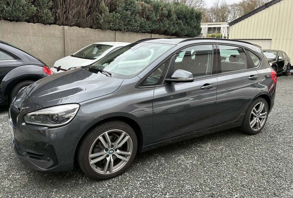 BMW Active Tourer 220iA OPF  Advantage // Business