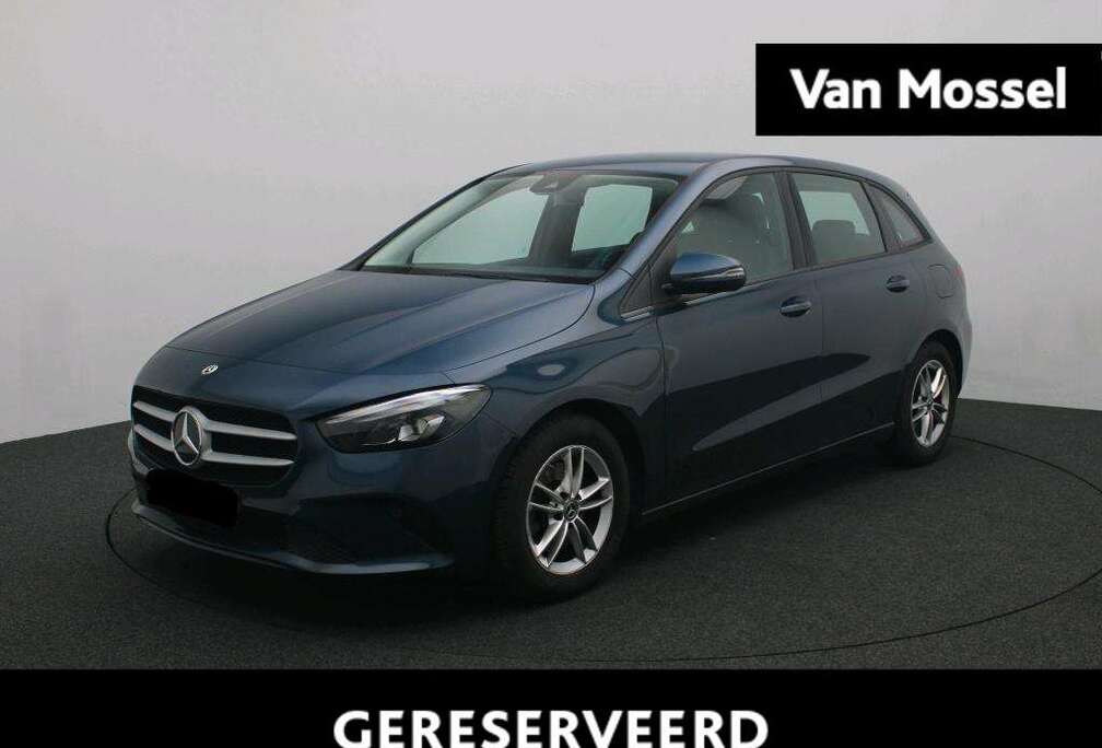 Mercedes-Benz Business Line + LED + CARPLAY + ACHTERUITRIJCAMERA