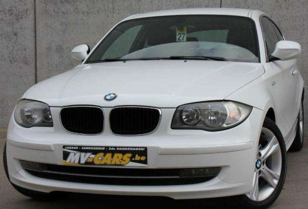 BMW 116i/3-deur/getinte ramen/Pdc...
