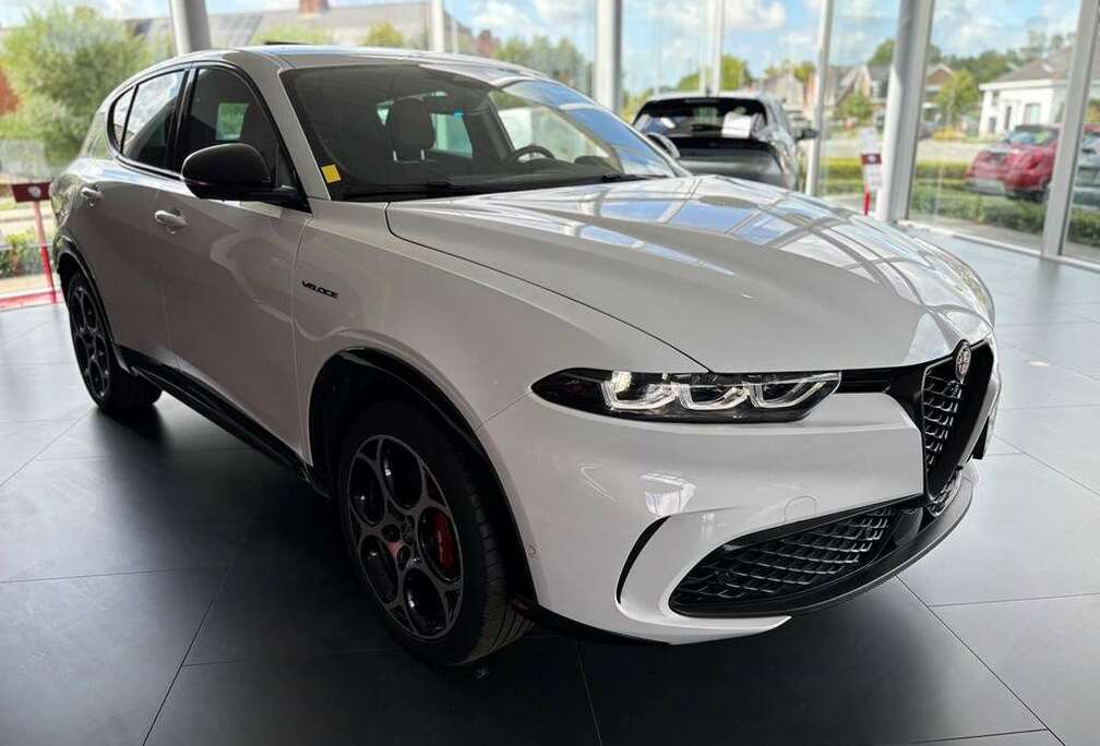 Alfa Romeo VELOCE  PLUG-IN HYBRID Q4 280PK *ELEKTRISCHE ACHTE