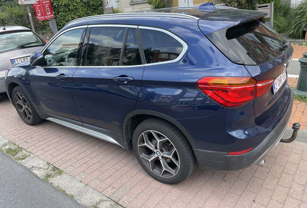 BMW sDrive 18i 140 ch DKG7 xLine