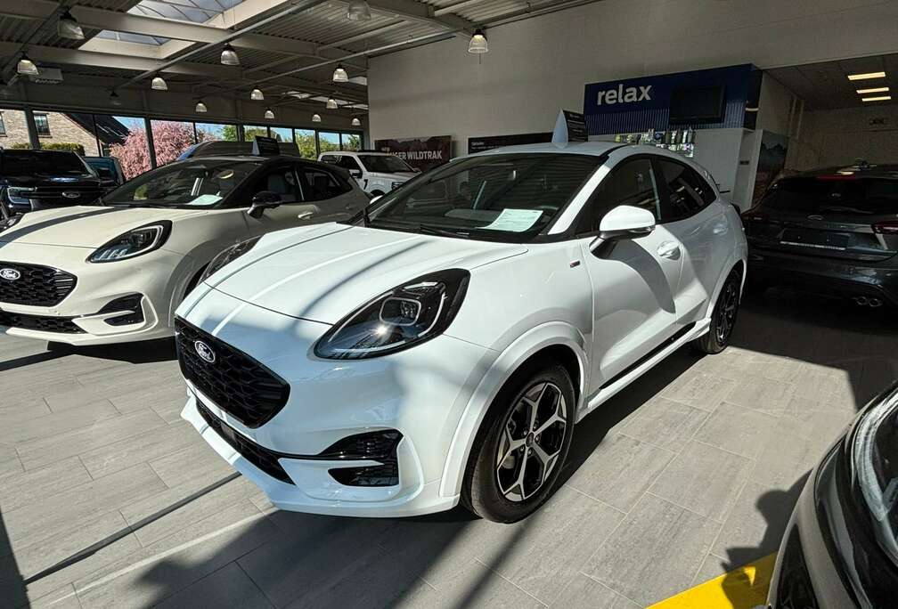 Ford 1.0 EcoBoost mHEV ST-Line 125pk  Frozen White N