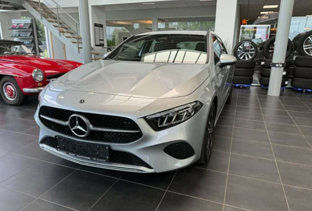 Mercedes-Benz A 180 d Luxury Line
