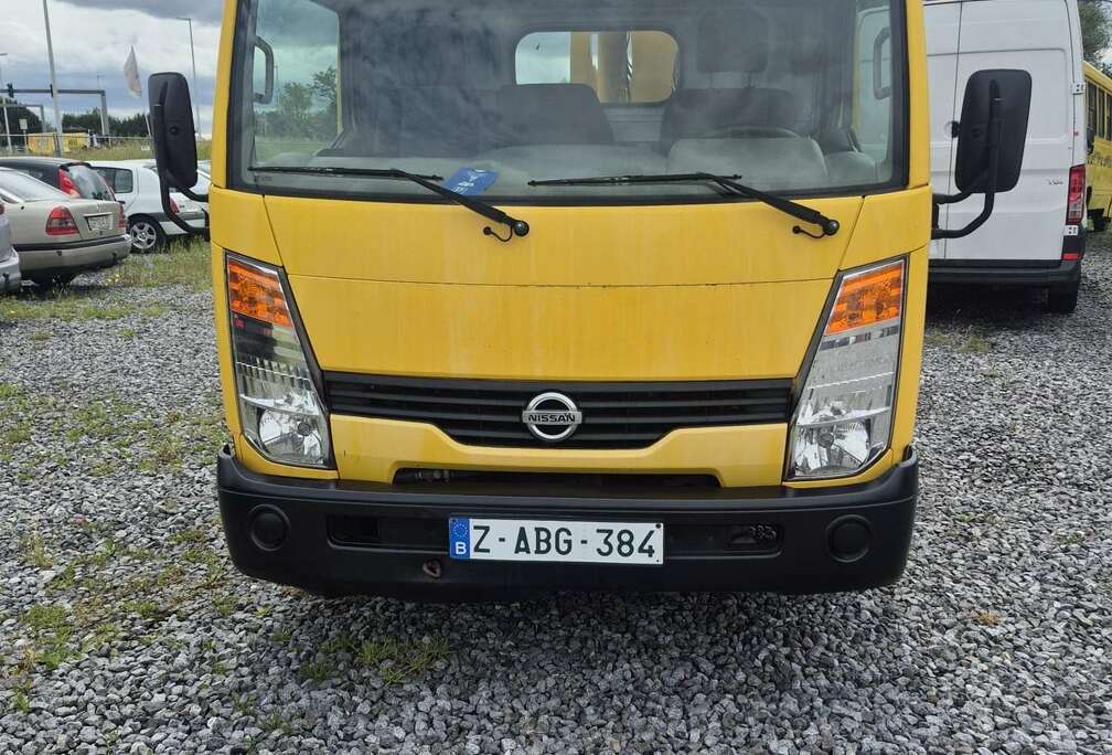 Nissan 2.5 dCi S Lift 20 Mètres