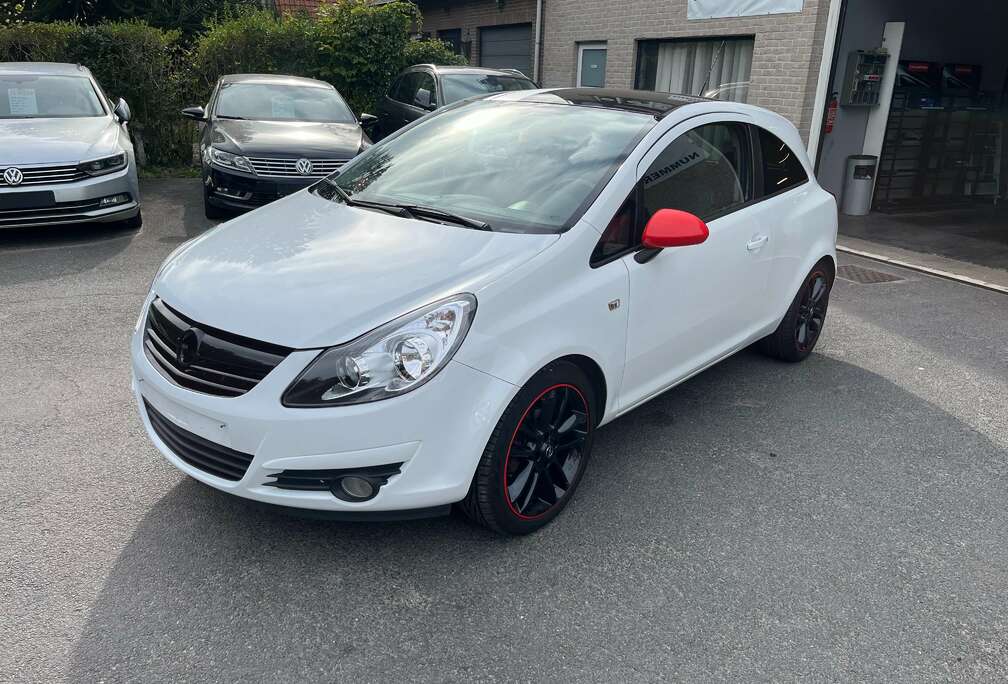 Opel Corsa 1.4 16V Color Edition