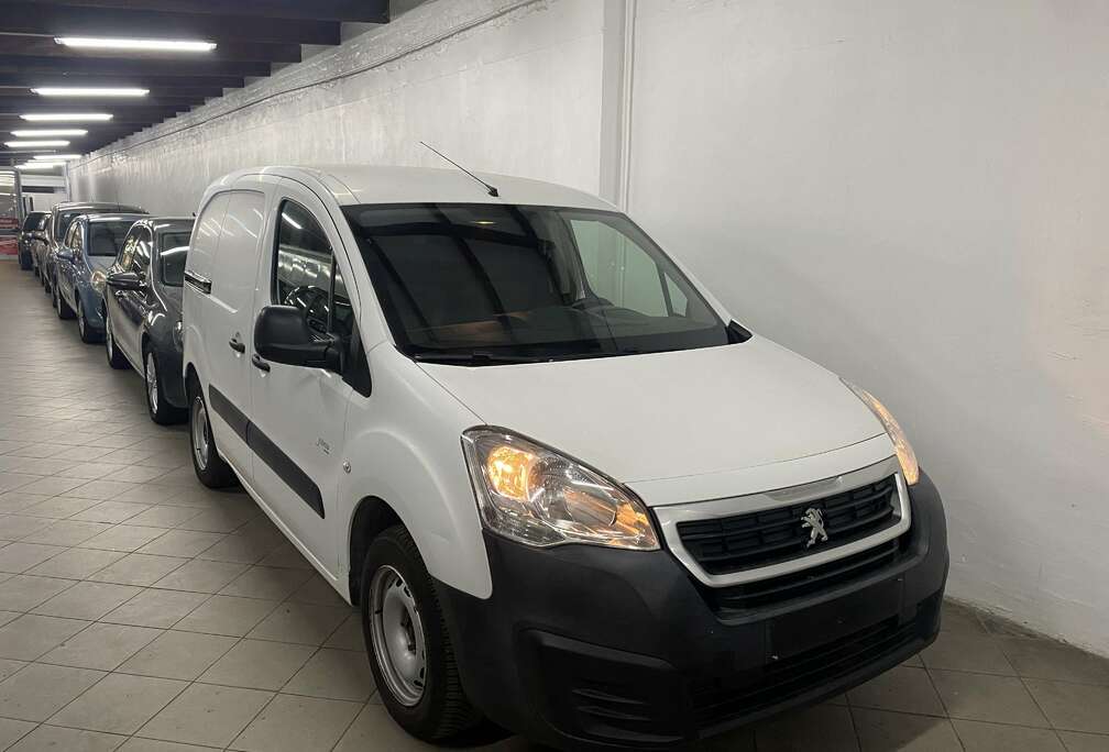 Peugeot 1.6 BleuHDi Air Co Cruise Attache ( Euro 6 )