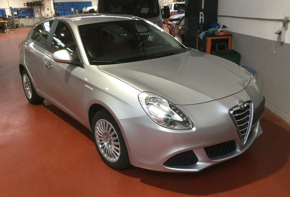 Alfa Romeo Giulietta 1.6 JTD M-Jet Progres -VENTE MARCHAND