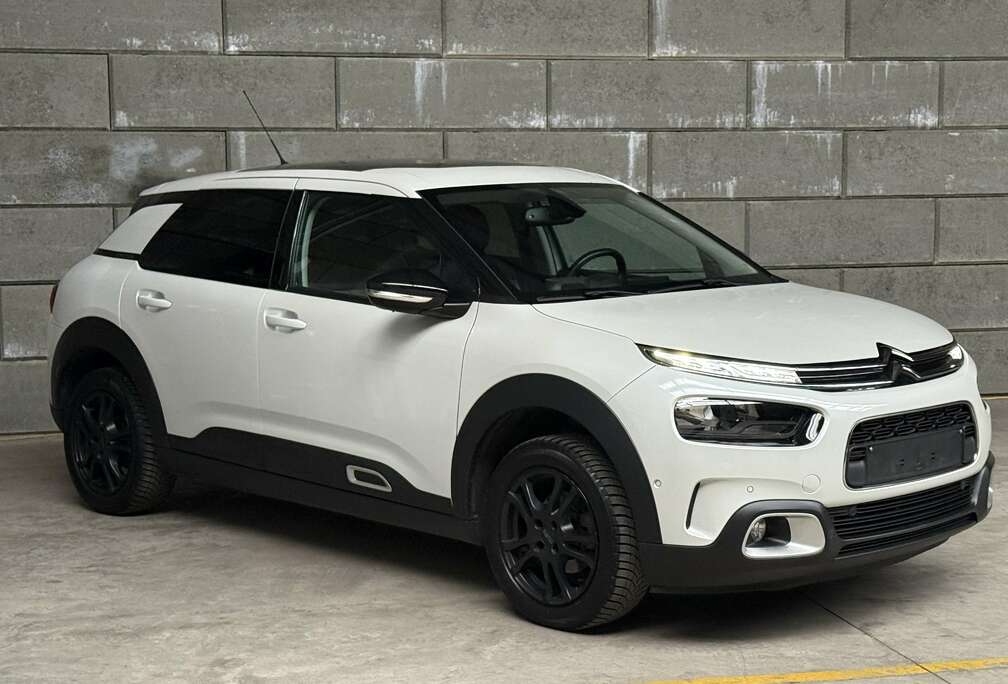 Citroen 1.2 Essence **Toit Panoramique**