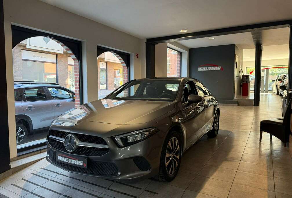 Mercedes-Benz A 250 e PHEV Business Line