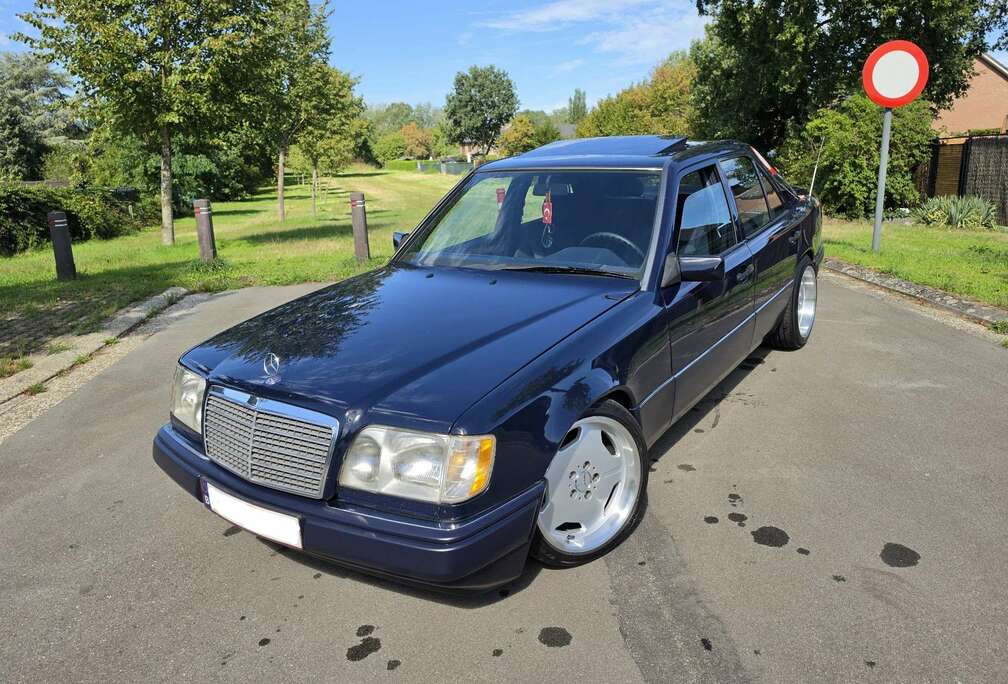 Mercedes-Benz Mercedes w124 200D 1995