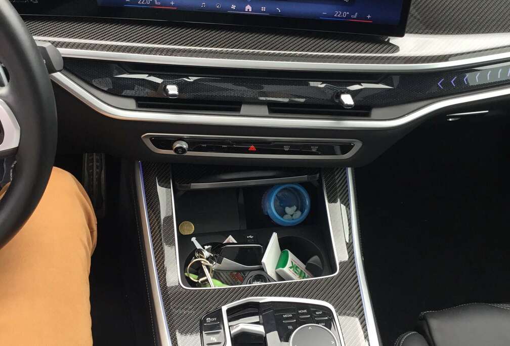 BMW 5. Hybrid