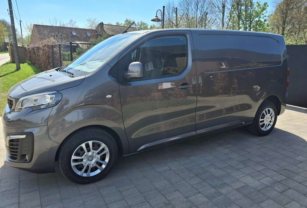 Peugeot Expert 2.0 BlueHDi 120 - L2 Premium Pack