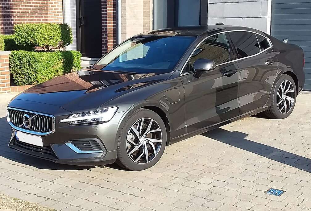 Volvo S60 T8 Recharge AWD Geartronic Inscription