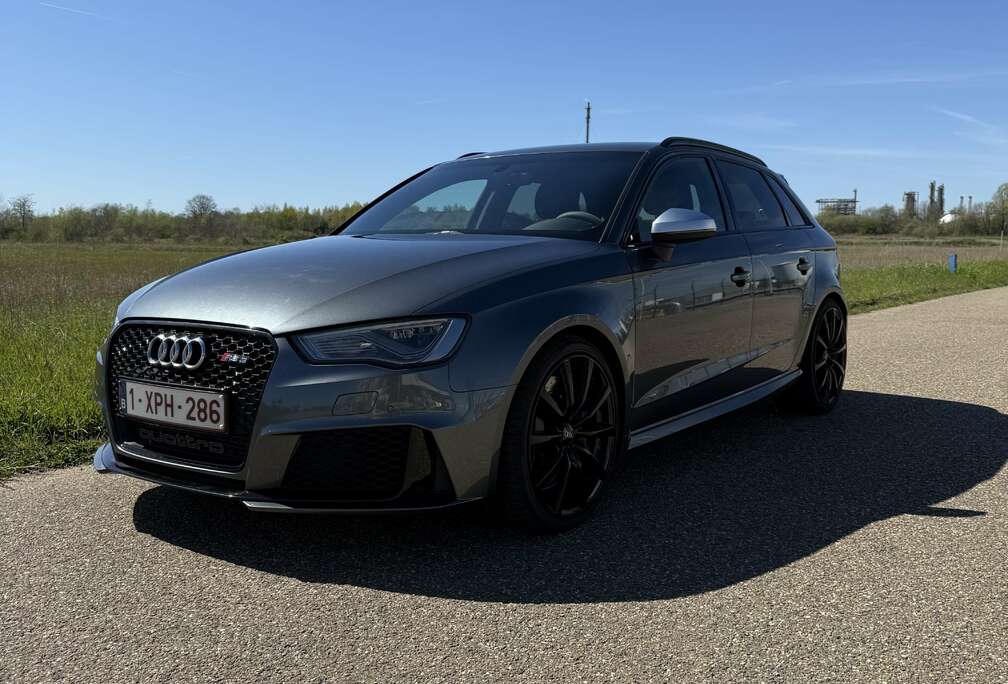 Audi RS3 Sportback 2.5 TFSI Quattro S tronic