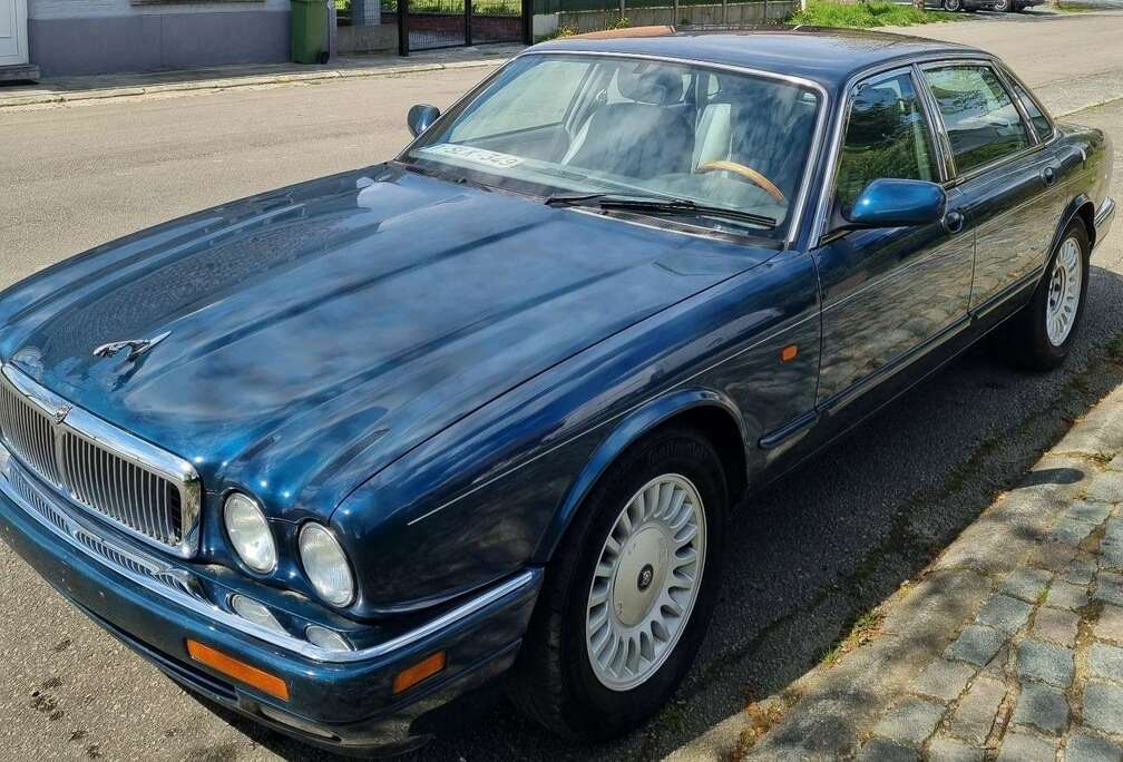 Jaguar 3.2i