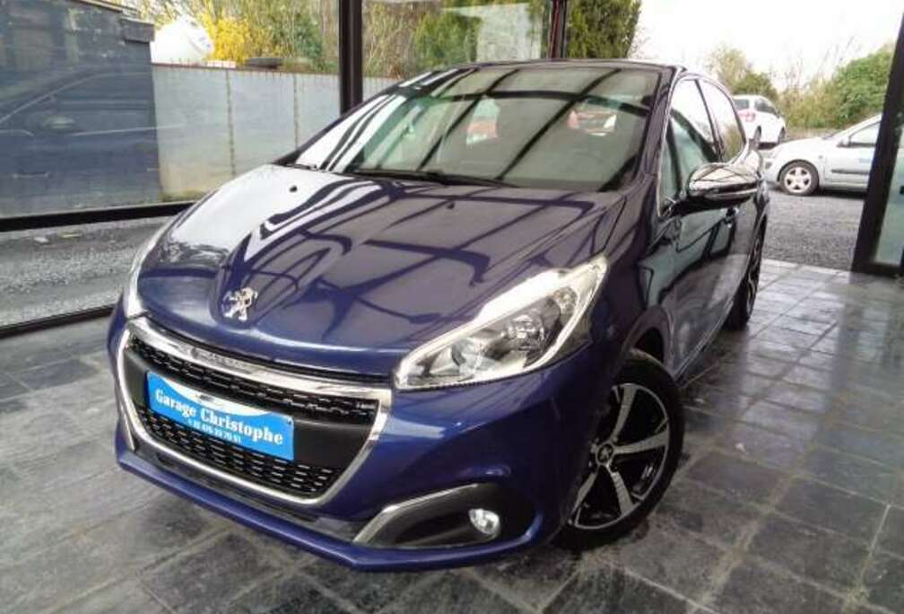 Peugeot 1.2 Essence 110 ch ** 12 MOIS DE GARANTIE **