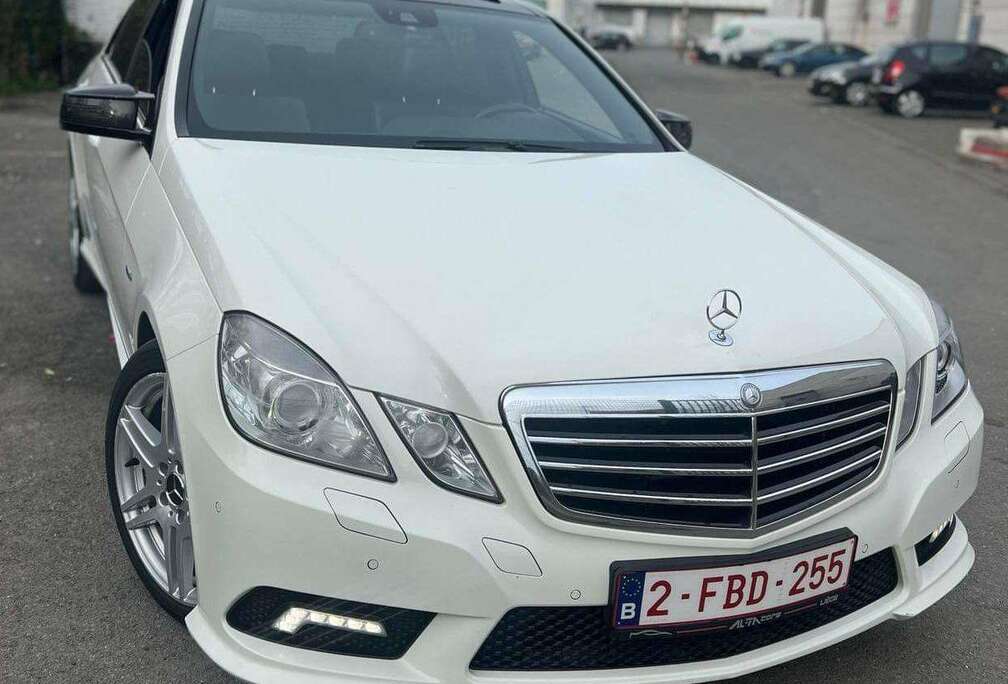 Mercedes-Benz E 300 CDI Bluetec Avantgarde