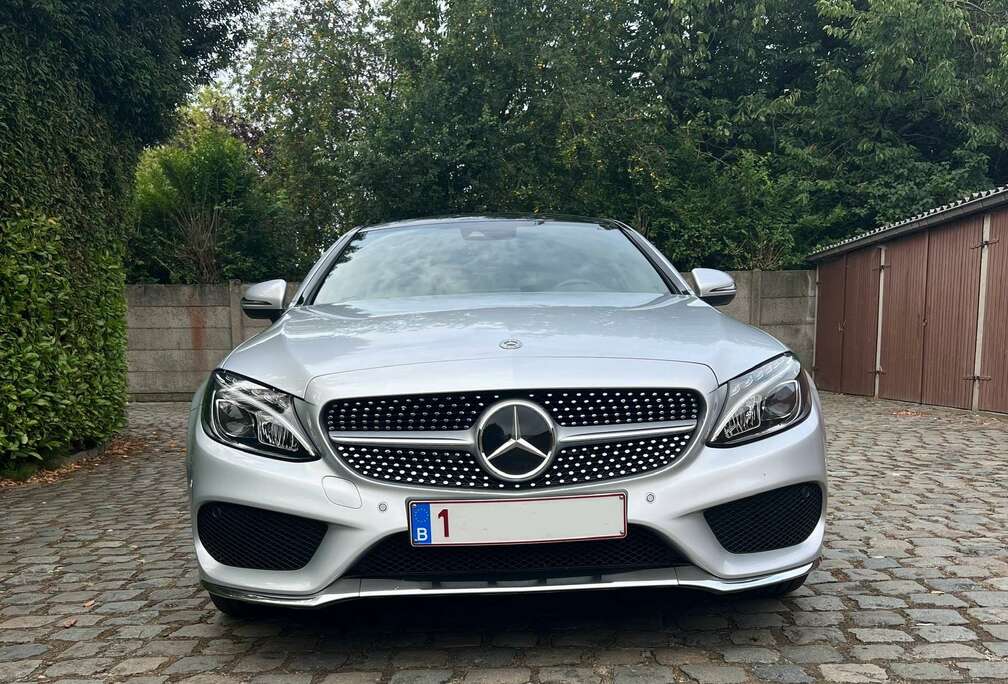 Mercedes-Benz Coupe 9G-TRONIC AMG Line