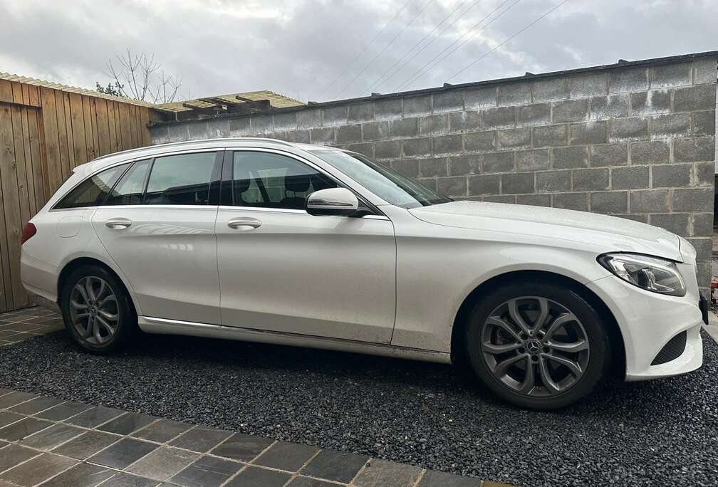 Mercedes-Benz d T 9G-TRONIC Led Navigatie BT