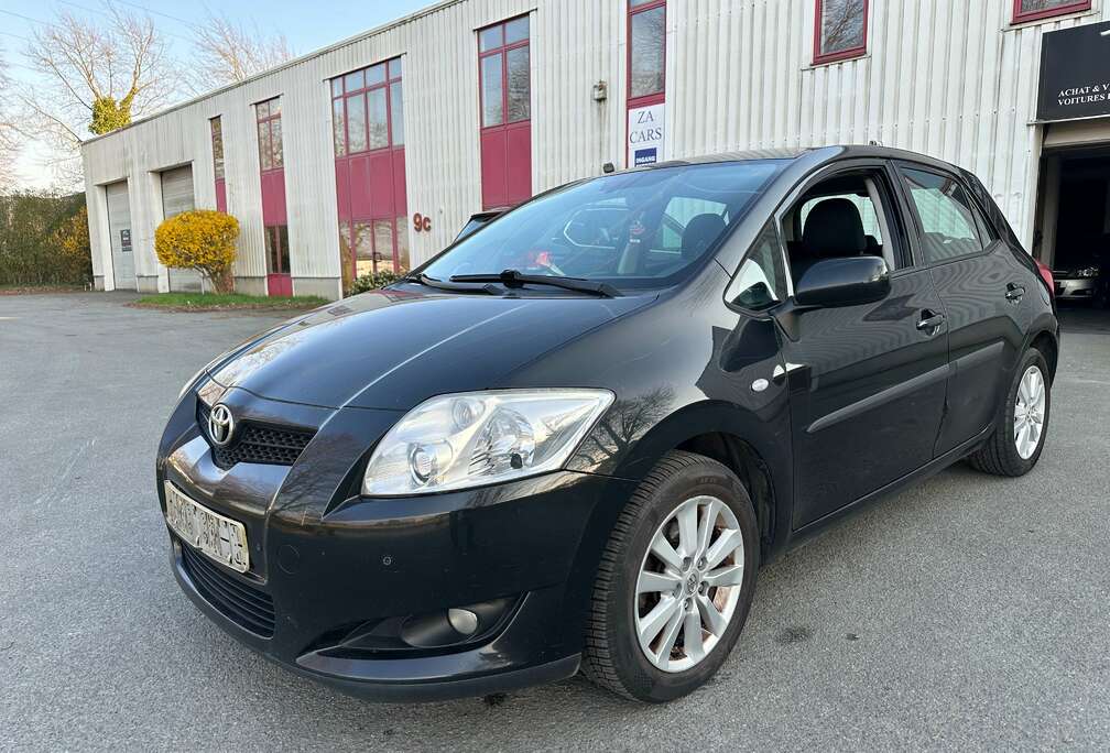 Toyota Auris 1.6i Dual VVT-i Linea Sol Pack MM