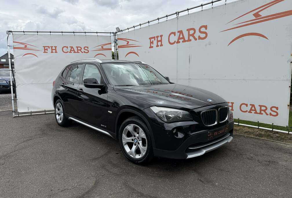 BMW 2.0i sDrive18 *BENZINE*EURO5* NAVIGATIE * LEDER *