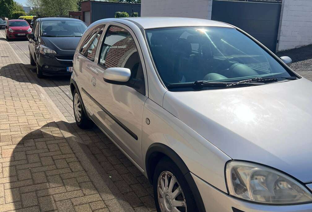 Opel AUTOMAAT BENZINE