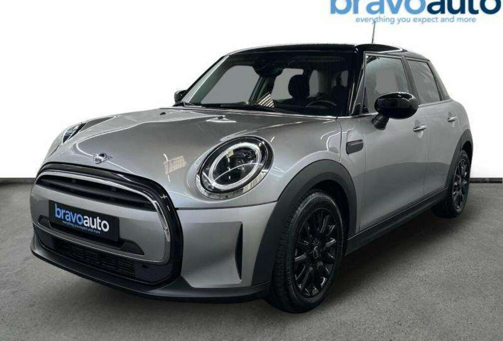 MINI AT 5 doors  black pack