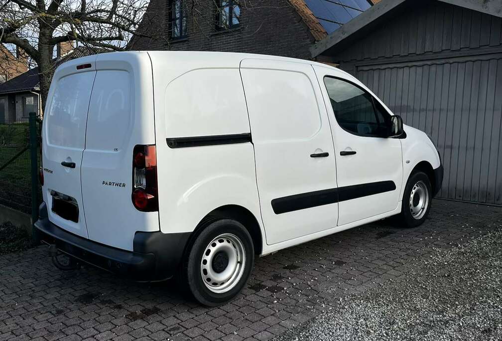 Peugeot 1.6 L1 98 VTi Komfort Plus