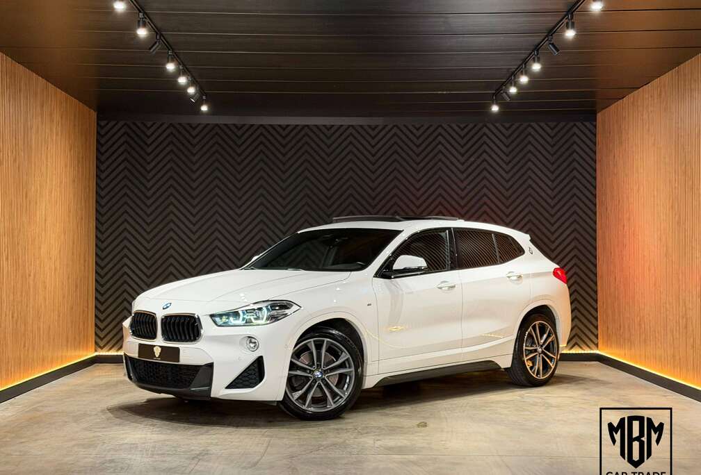 BMW 2.0iAS 12 Maanden GARANTIE M-Pack Pano Head-Up Memory Camera Keyless Sfeerverlichting Navi Business Zetelverwarming Leder