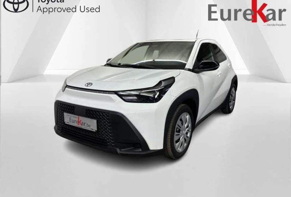 Toyota HYBRID Play