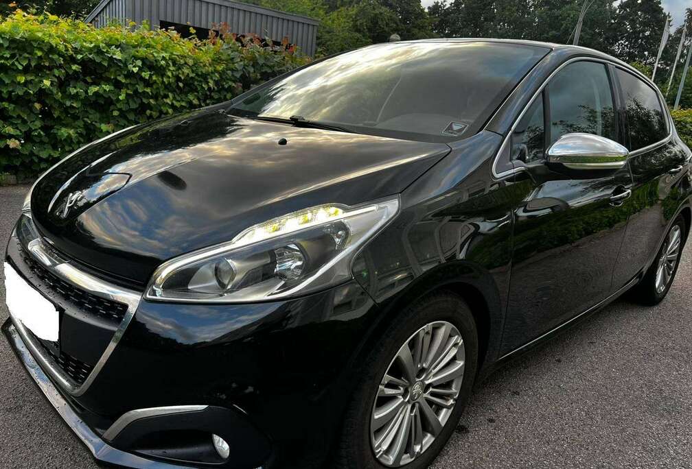 Peugeot 208 1.6 BlueHDi Allure