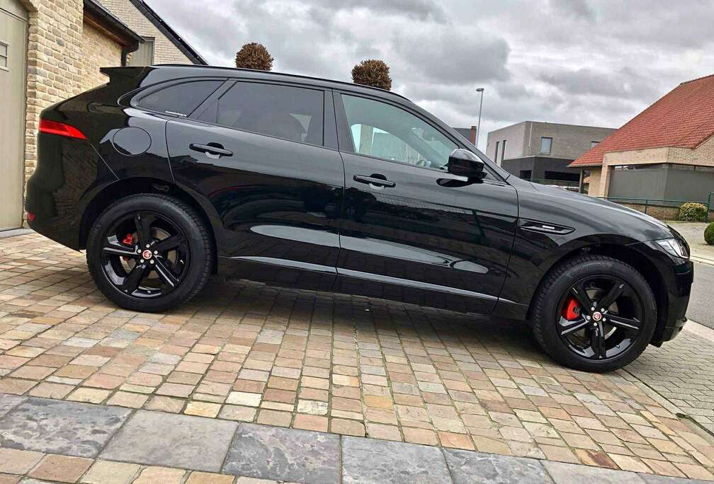 Jaguar F-Pace 25t AWD R-Sport