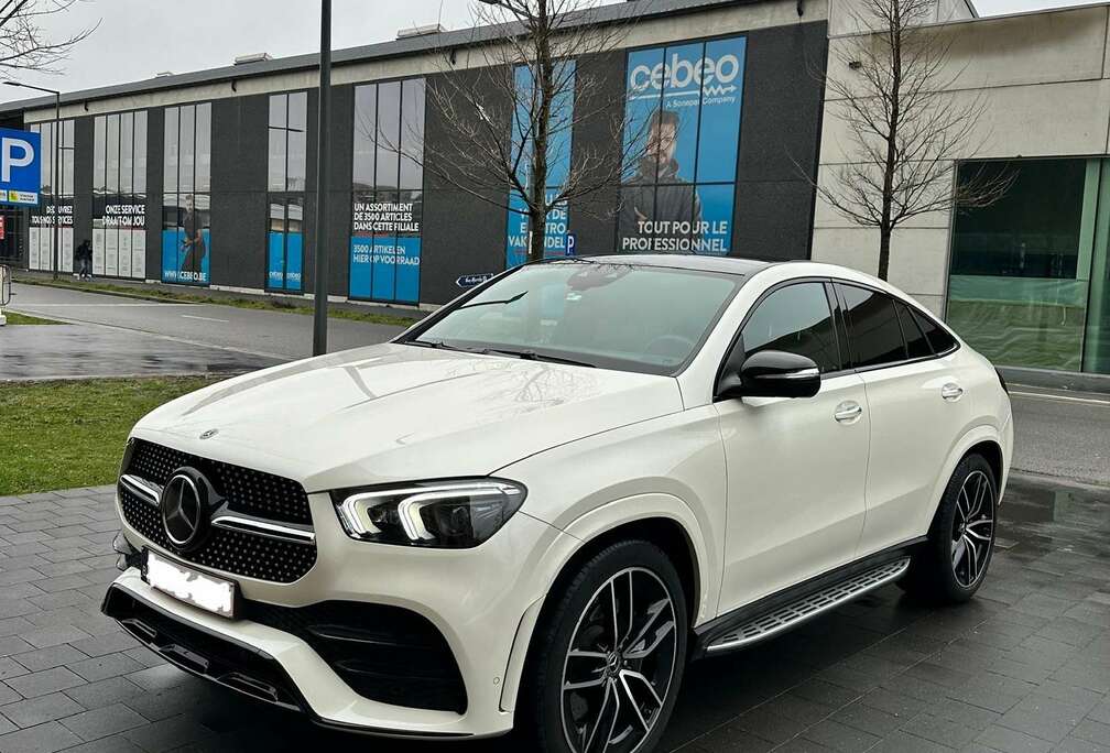 Mercedes-Benz Coupé d 9G-Tronic 4Matic AMG Line
