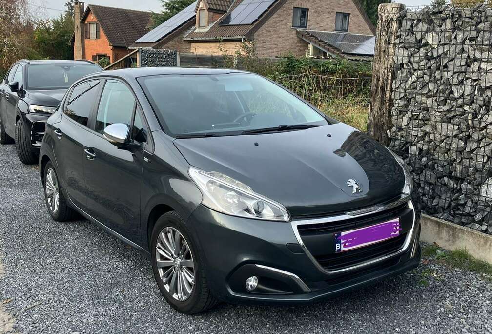 Peugeot 1.2i PureTech Style