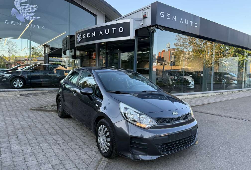 Kia 1.2i Lounge Airco * 12 MOIS GARANTIE *
