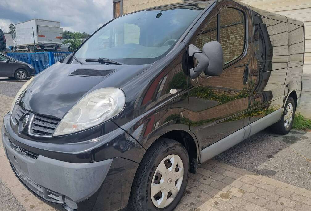 Renault Trafic Passenger 2.0 dCi L1H1**9place**AIRCO**Expr
