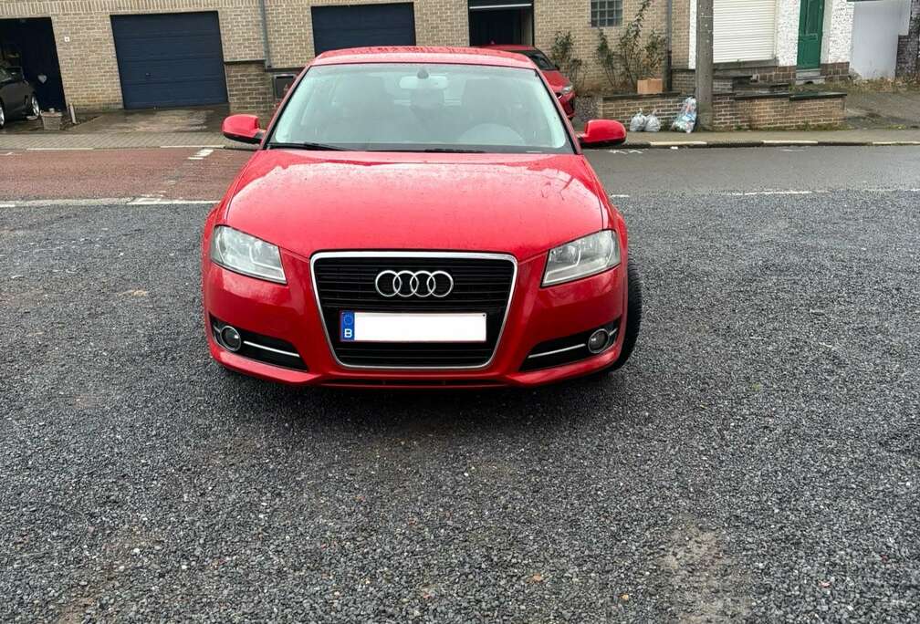 Audi Sportback 1.6 TDI 105 DPF Attraction