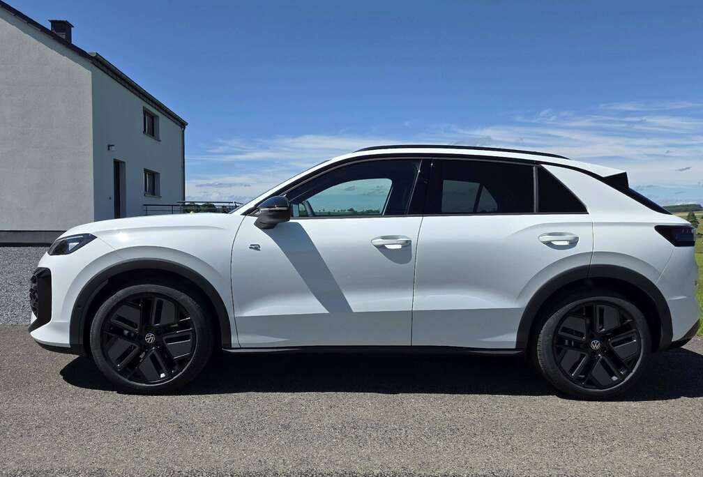 Volkswagen T-Roc 1.5 eTSI mHEV R-Line DSG ( garantie 5 ans )