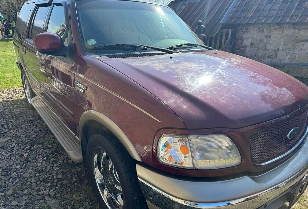 Ford 5.4i V8 4x4 Car pass demande immatriculation